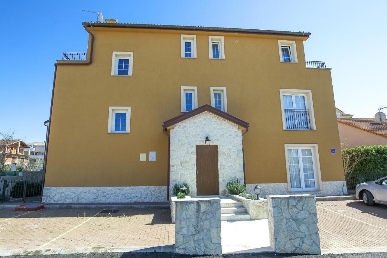 Rougemarin Apartments Biograd Na Moru Luaran gambar